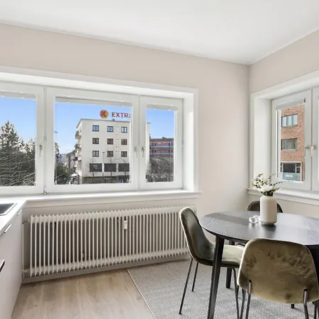 In Carl Berners Plass Apartment *